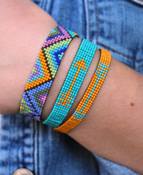 Hand Loomed Beaded Bracelet, colorful with zig zag chevron pattern bohemian boho chic handwoven artisan jewelry