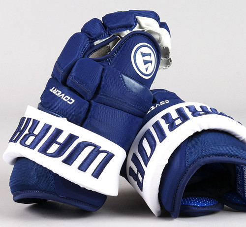 Brand New Toronto Maple Leafs Gloves 