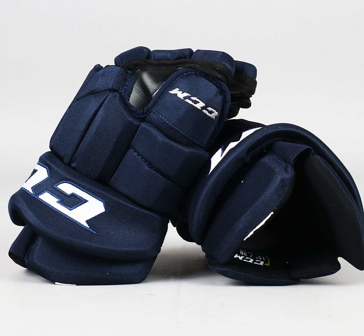 15" CCM HGTKPP Gloves - Shawn Matthias Winnipeg Jets #3 ...