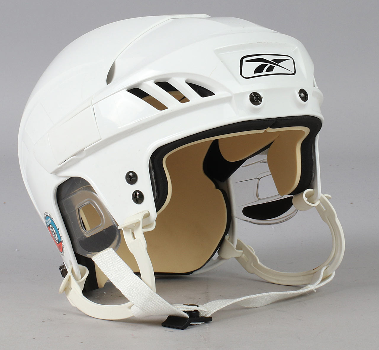 Size M - Reebok HT4K White Helmet 