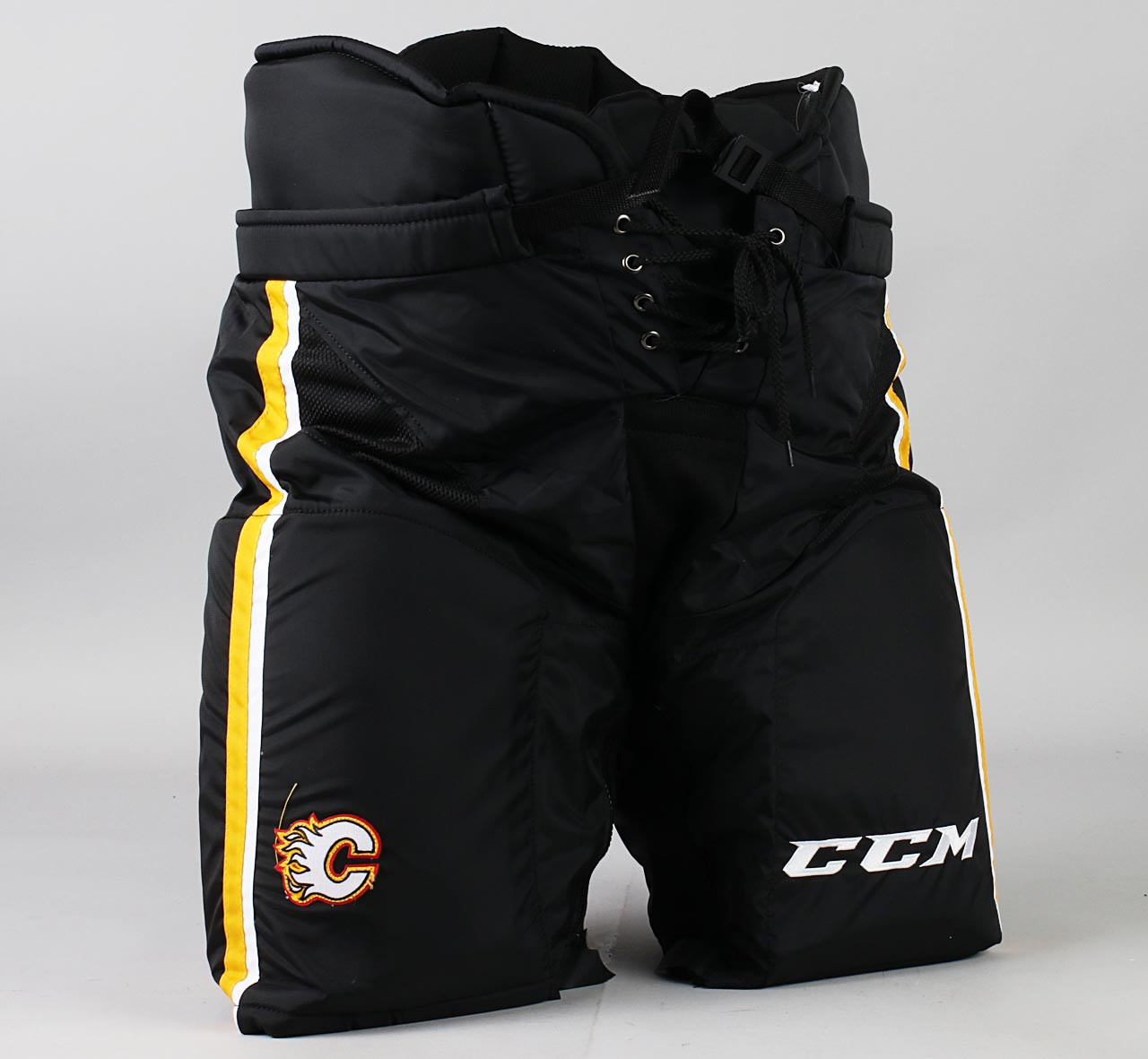 Size XL CCM HP35 Pants Team Stock Calgary Flames 2 Pro Stock Hockey size-xl-ccm-hp35-pants-team-stock-calgary-flames-2-pro-stock-hockey