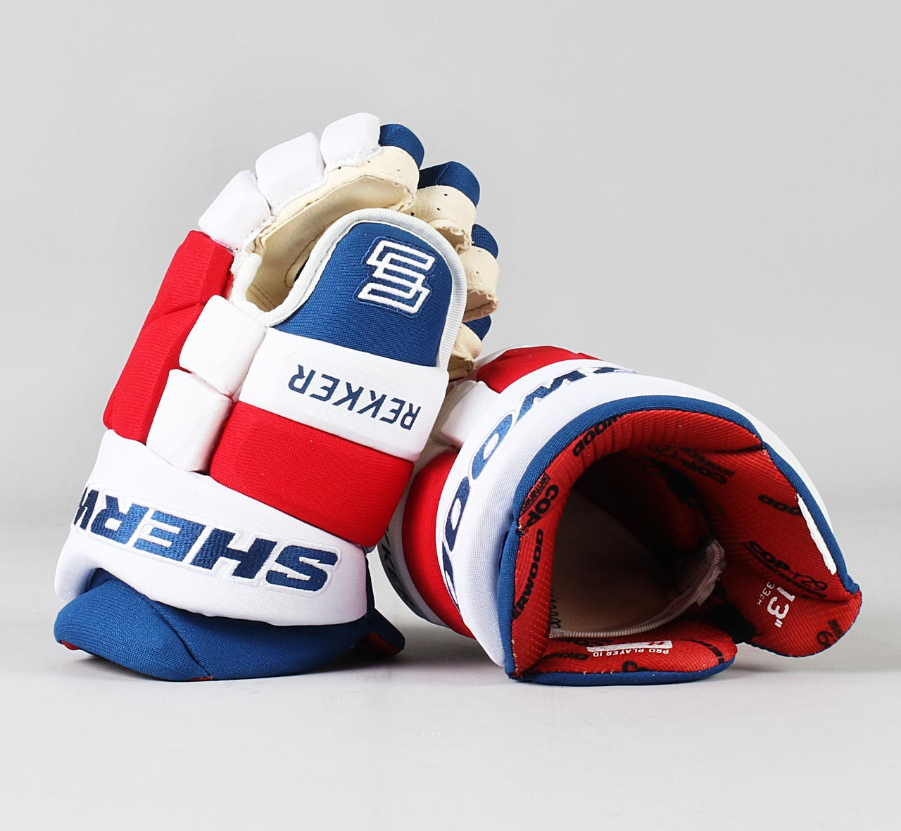 Sherwood Rekker Legend Pro - NHL Pro Stock Glove - Detroit Red Wings ( –  HockeyStickMan