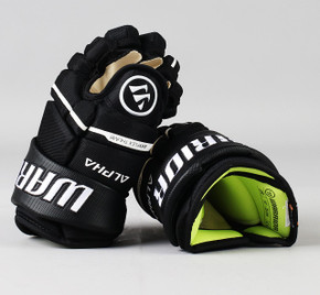 10" Warrior Alpha LX 20 Black Gloves