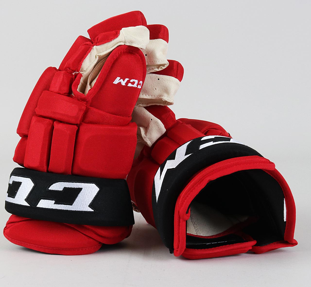 13 CCM HGTKPP Gloves - Team Stock New Jersey Devils - Pro Stock Hockey