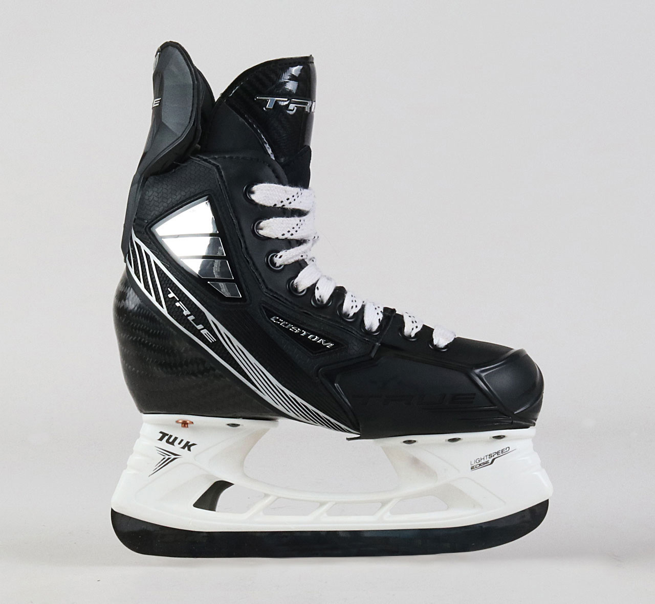 Size 3 deals figure skates