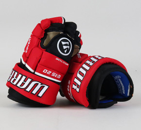 10" Warrior QR5 20 Junior Black/Red Gloves