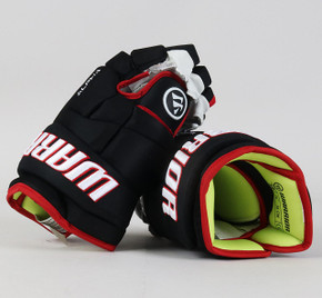 Flames gloves & pants! Fresh new - Pro Stock Hockey