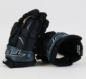 13.5 TRUE Catalyst 9X Gloves - Mathieu Joseph Tampa Bay Lightning - Pro  Stock Hockey