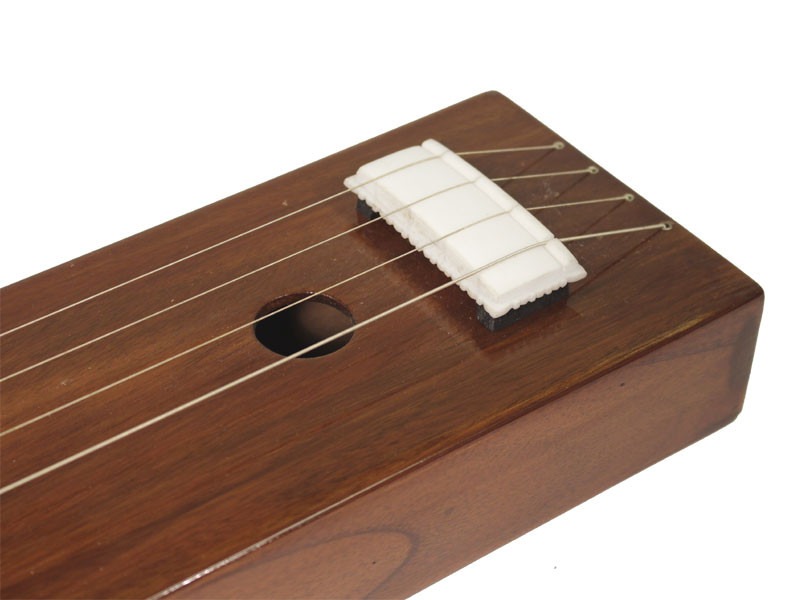 Box tanpura 2024