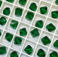 Swarovski Bead 5301 - 8mm, Medium Emerald (218), 12pcs