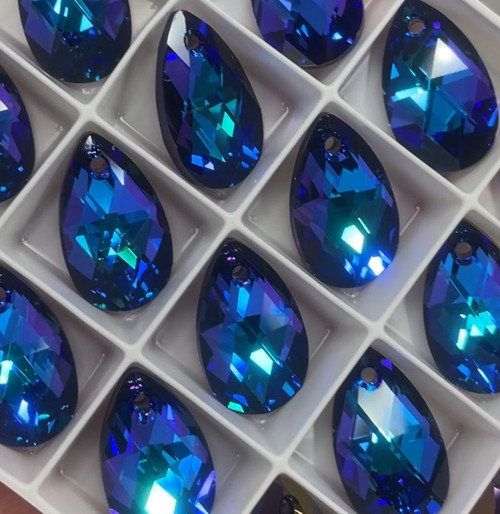 SWARVOSKI 6106 22MM CRYSTAL HELIOTROPE (001 HEL)