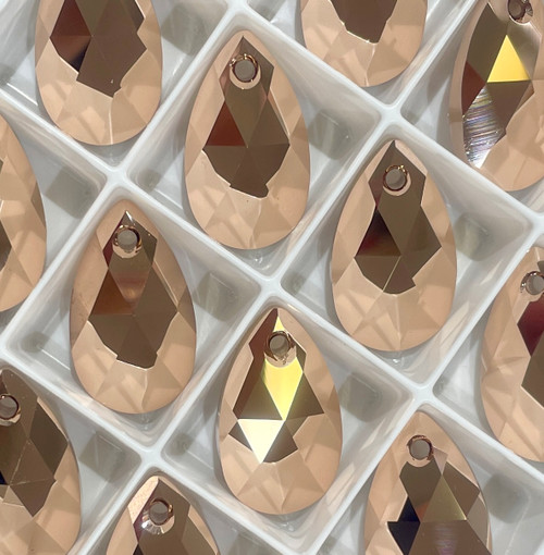 Swarovski 6106 22mm Crystal Rose Gold 2x (001 ROGL2)