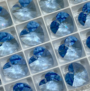 Swarovski Crystal Pendant 6202 18x17.5mm Light Sapphire (211)