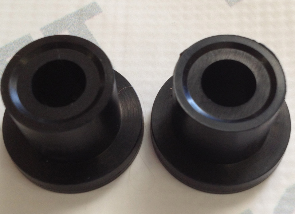 Kawasaki Z1 900 KZ900 KZ1000 H2 750 Muffler Bushing 92092-010