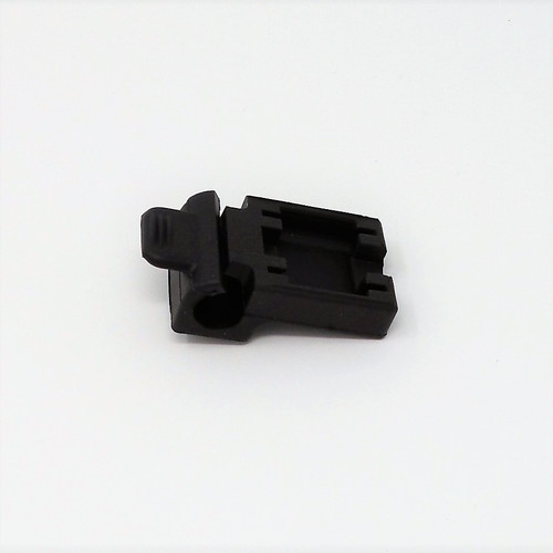 Z1 FUSE HOLDER