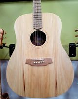 Cole Clark Fat Lady 1E Bunya Maple Acoustic/Electric Guitar in HARD CASE - MADE IN AUSTRALIA