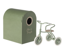 Abri à tricycle Green from Maileg