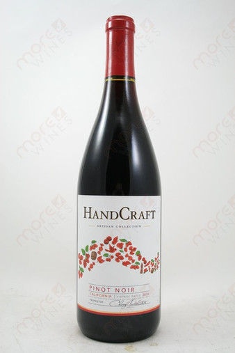 Hand Craft Pinot Noir 2010 750ml - MoreWines