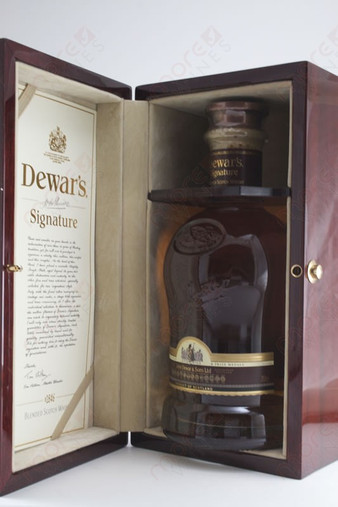 Dewar's Signature Blended Scotch Whiskey 750ml