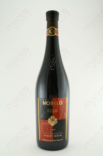 House of Nobilo Icon Marlborough Pinot Noir 2005 750ml