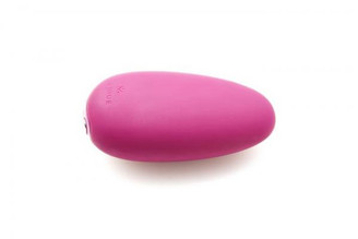 Mimi Fuchsia Pink External Vibrator by Je Joue