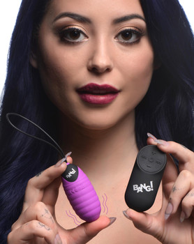 28X Ribbed Silicone Vibrating Egg with Remote Control by Bang!