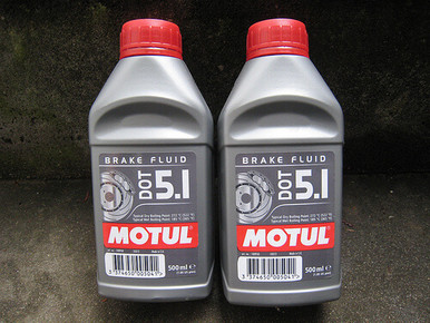 Motul Dot 5.1 Brake Fluid Dot 5.1 Brake Fluid Street Kit