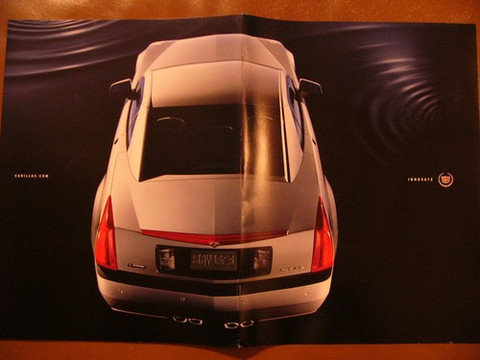 2004 Cadillac auto car sales brochure catalog