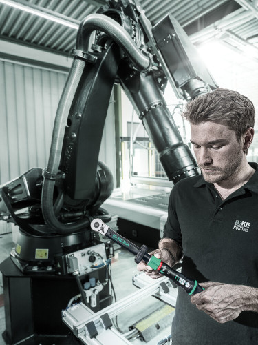 Click-Torque Lock Torque wrench with Torque Lock function.<br>Make Torque easy.