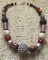 Osvaldo Castilla #419B. Mixed bead necklace