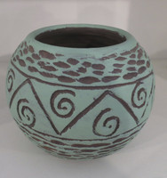 Alejandro Lopez Bastida #6562 Ceramic vase from Trinidad de Cuba. 4.5 x 5 inches. 
