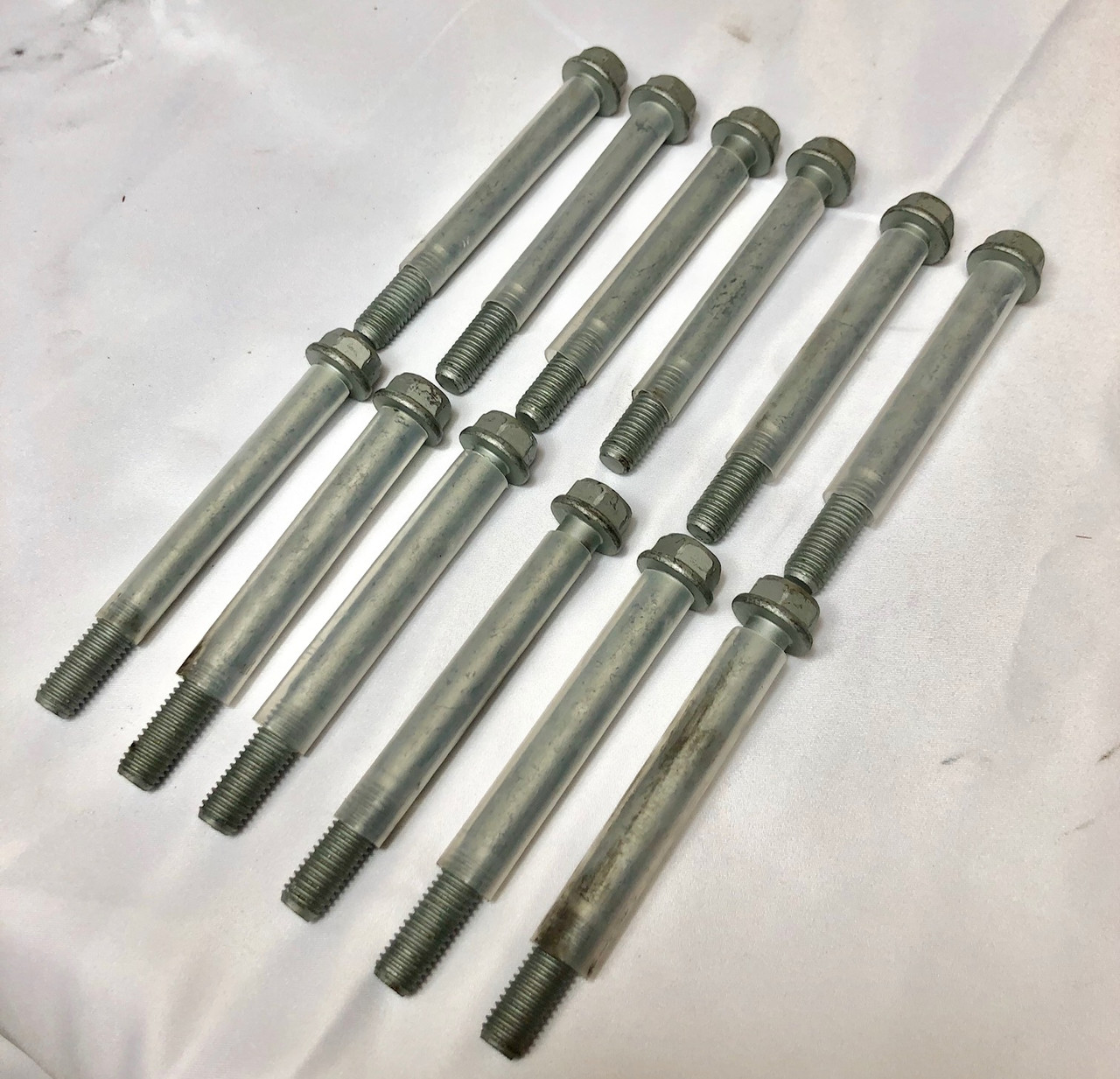 ISX Exhaust Manifold Bolt Set