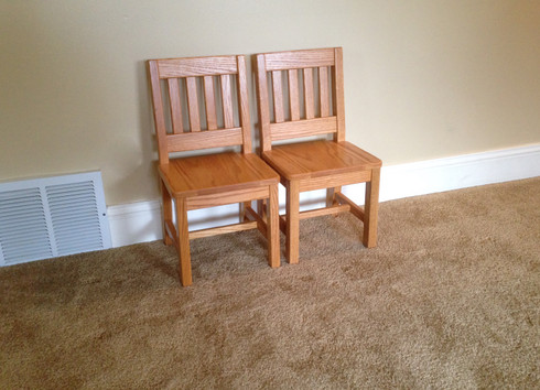 2 Child Chair - 12" seat H - Honey Brown