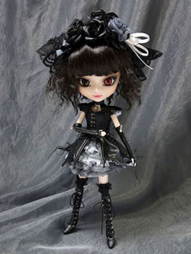 P-030 Pullip Gothic Lolita Yuki-chan (Red Eye Version) - DENTED