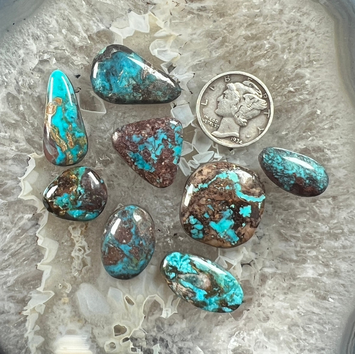 Natural Gem Bisbee Turquoise Cabハンドメイド