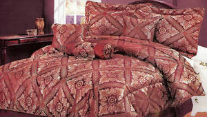 NEW - KING size Bed in a Bag 7pc. Comforter Bedding Set - Burgundy & Gold colors