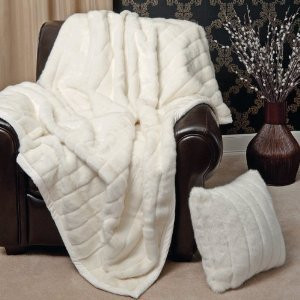 "MINK" FAUX FUR THERMAL THROW BLANKET - Light Beige / Dirty White color