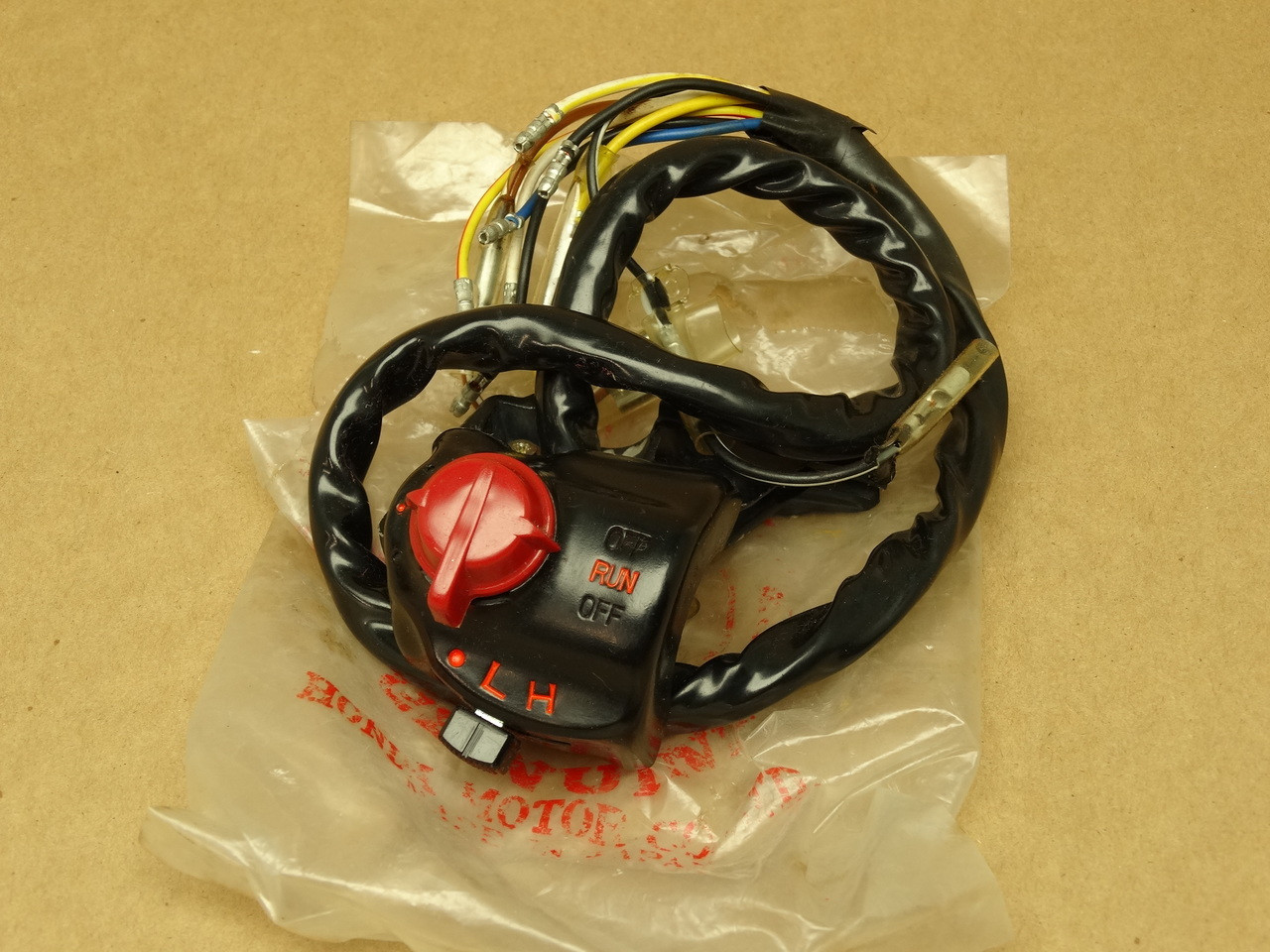 NOS Honda CB200 Lighting Stop Kill Right Handlebar Control Switch 35150