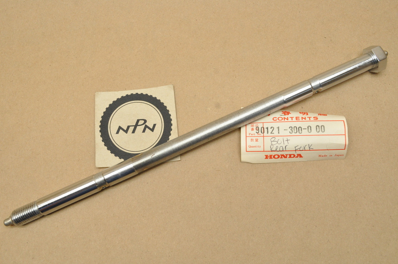 NOS Honda CB500 CB550 CB750 Swing Arm Pivot Bolt 90121300000 NOS