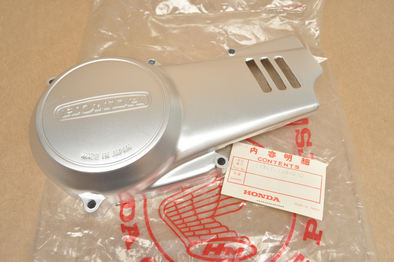 NOS Honda 197779 XR75 XL75 Stator Sprocket Side Cover 11341