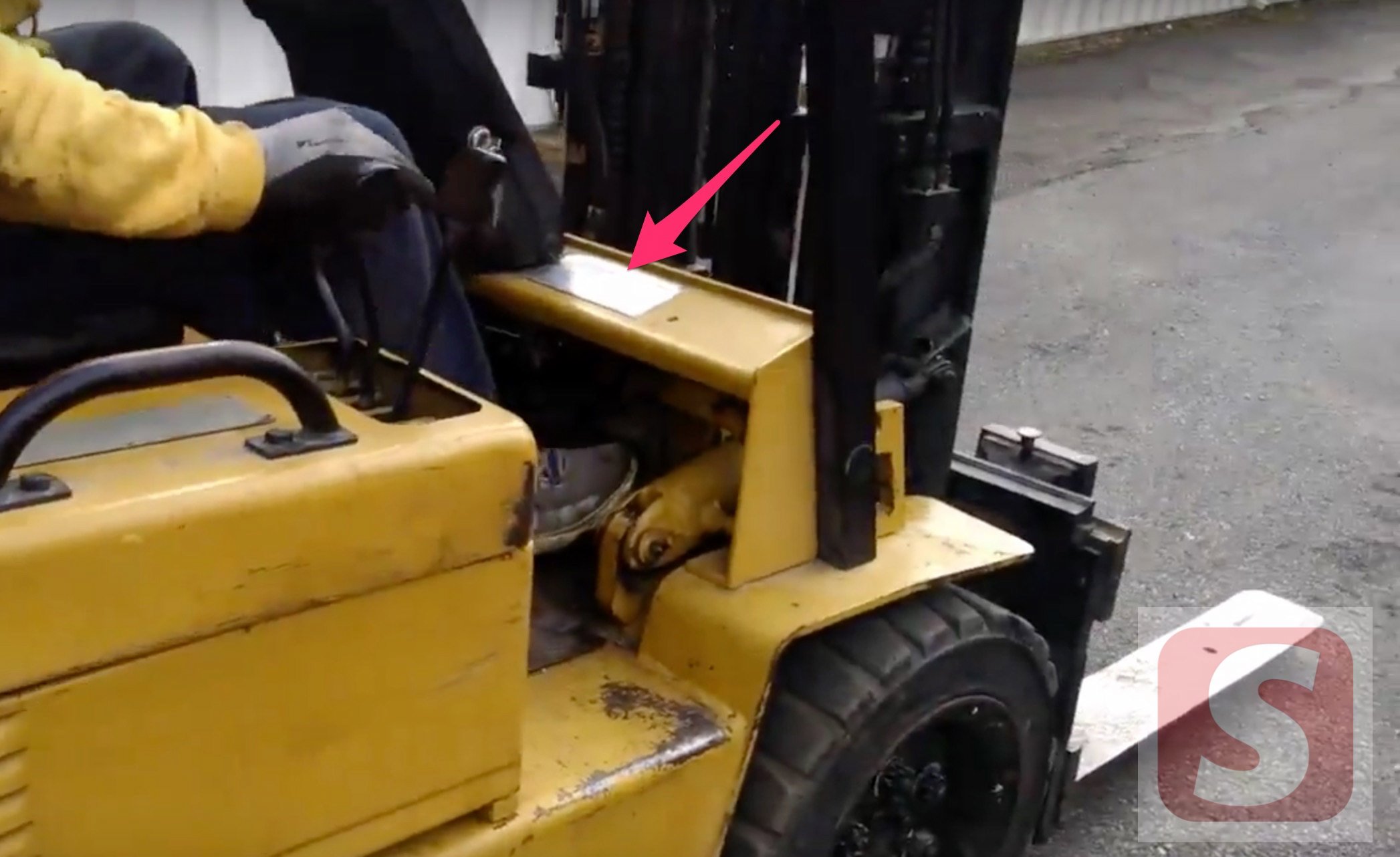 raymond forklift serial number lookup