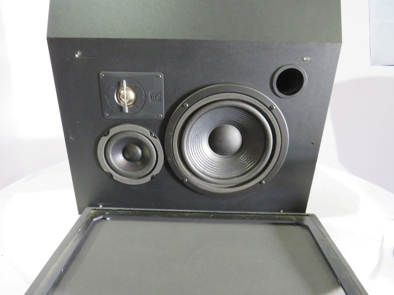 onion Joseph Banks Discover JBL Original 8330 Wood Type Surround Speaker - Good Used - Magna-Tech  Electronic Co.