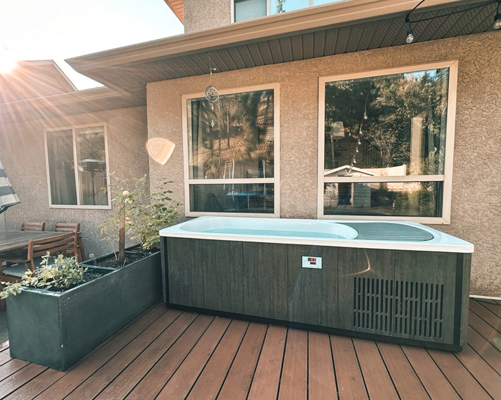 Jacuzzi® Kodiak Plunge Pool