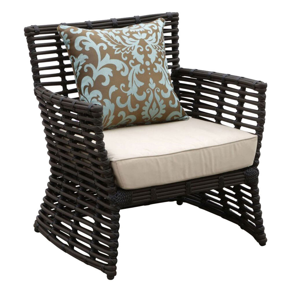 Venice Outdoor Arm Chair
31 x 29 x 34 H inches, 19 inches seat height
Powder Coated Aluminum, Resin, Canvas Venice Outdoor Arm Chair
31 x 29 x 34 H inches, 19 inches seat height
Powder Coated Aluminum, Resin, Canvas