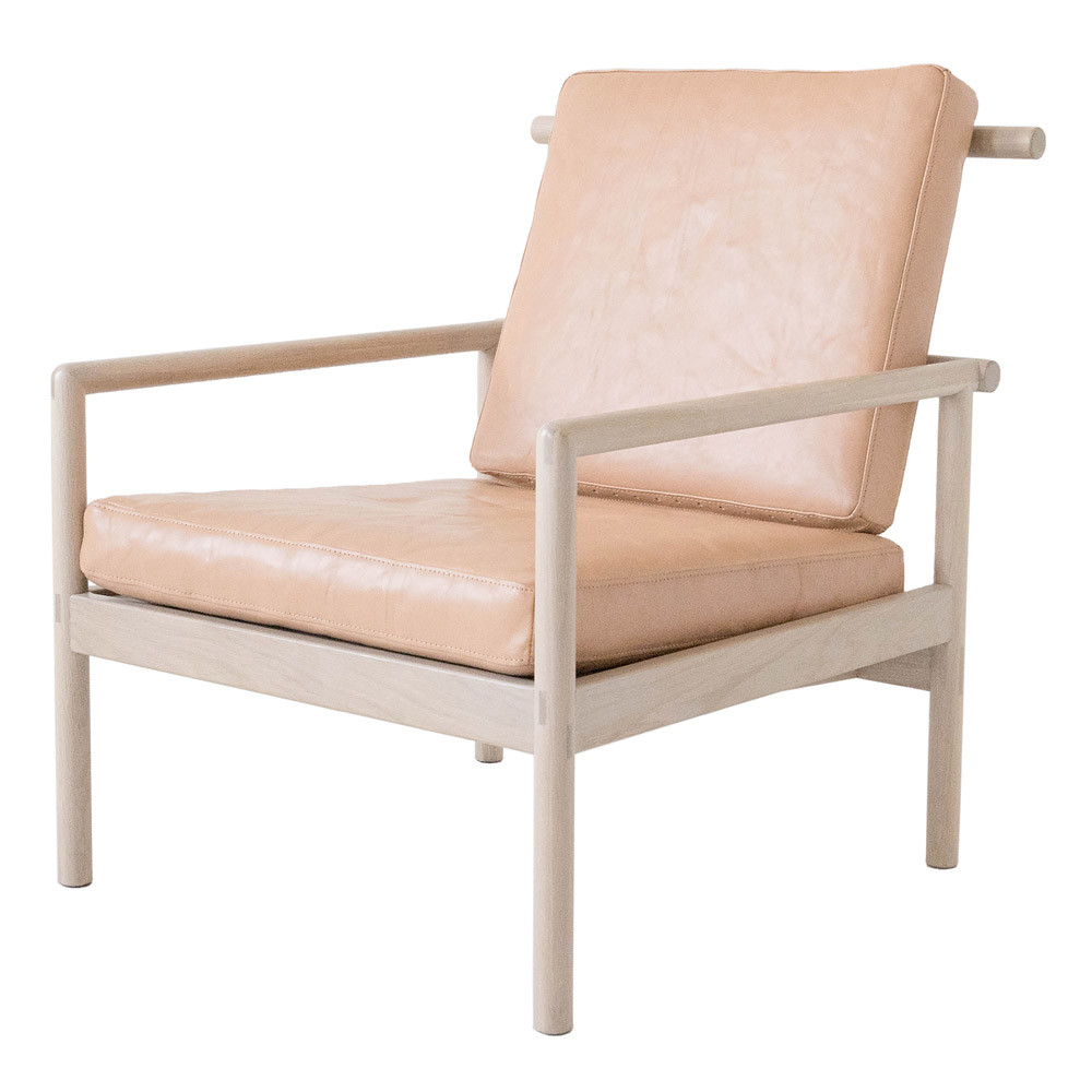 Ten Chair
27 x 32 x 32 H inches
Solid White Oak, Natural Leather
Nude Finish Ten Chair
27 x 32 x 32 H inches
Solid White Oak, Natural Leather
Nude Finish