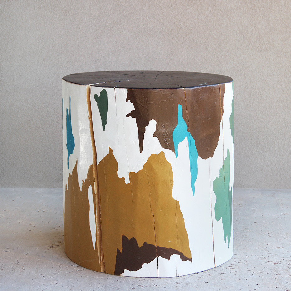 Terreno Hand Painted Log Table
12 dia x 22 H inches Terreno Hand Painted Log Table
12 dia x 22 H inches