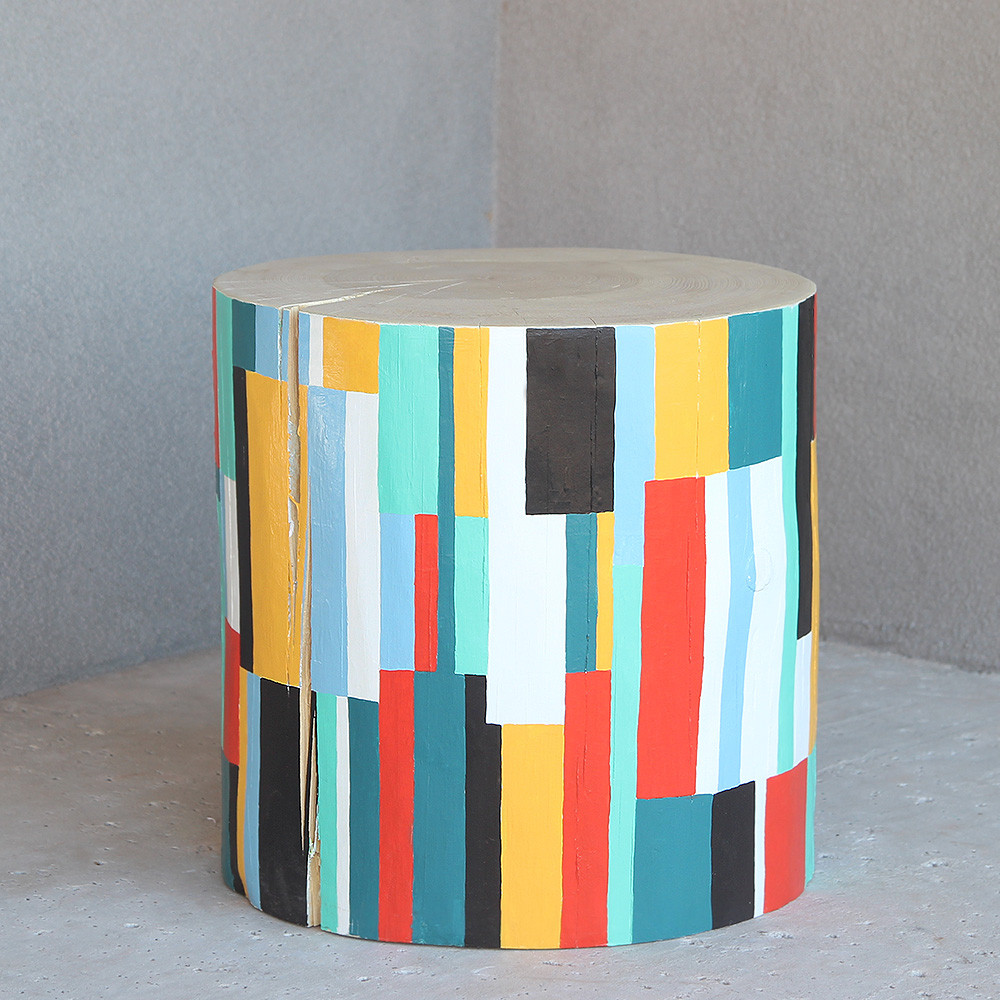 Color Block Modern Hand Painted Log Table
18 dia x 18 H inches Color Block Modern Hand Painted Log Table
18 dia x 18 H inches