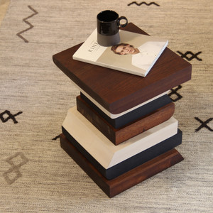 Acertijo Occasional Table
Minimalist Side Table
14 x 14 x 17.5 H inches
Spanish Cedar, White Wash Bass, Ebony Sugar Pine
Oiled Topcoat