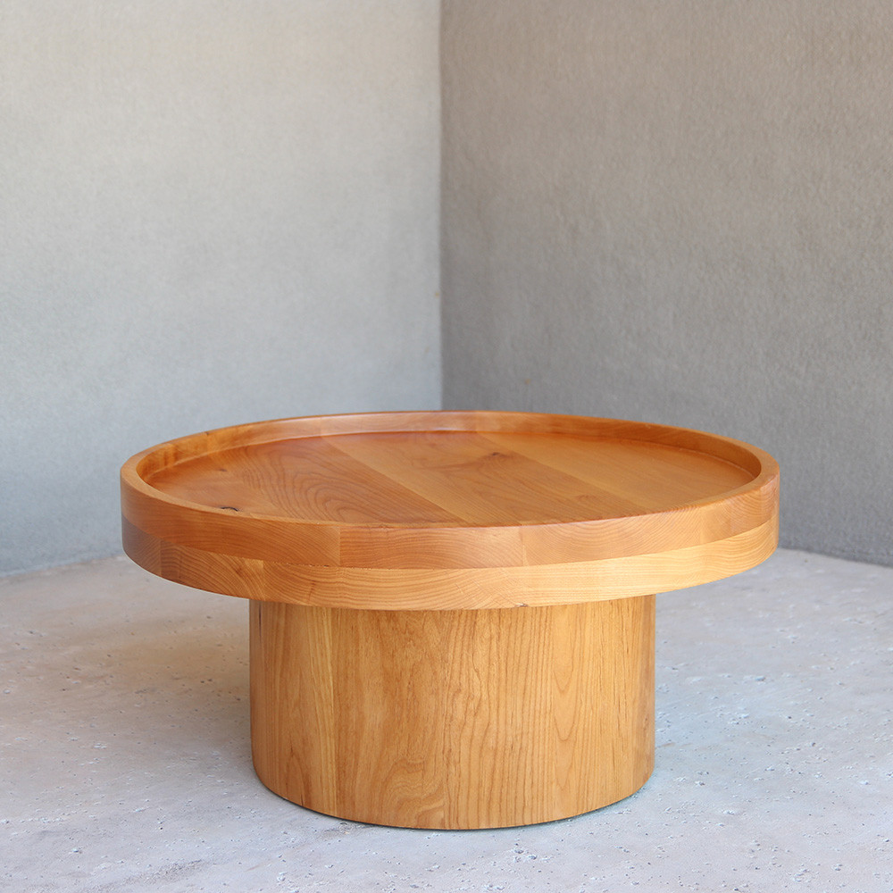 Lirade Cocktail Table
30 dia x 15 H inches
Alder
Sealed Topcoat Lirade Cocktail Table
30 dia x 15 H inches
Alder
Sealed Topcoat