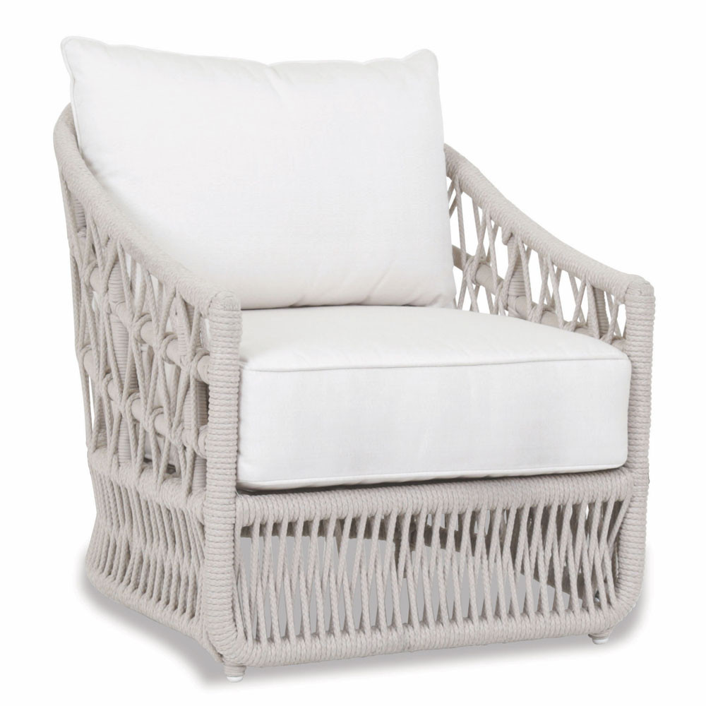 Dana Club Chair
27 x 33 x 32 H inches, 16 inch seat height
Aluminum, Canvas Dana Club Chair
27 x 33 x 32 H inches, 16 inch seat height
Aluminum, Canvas